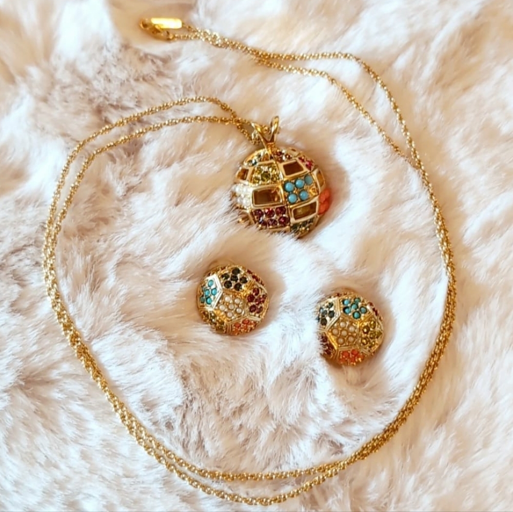 D'orlan| Ball Swarovski Crystal Pendant Necklace Gold plated/ Matching Earrings